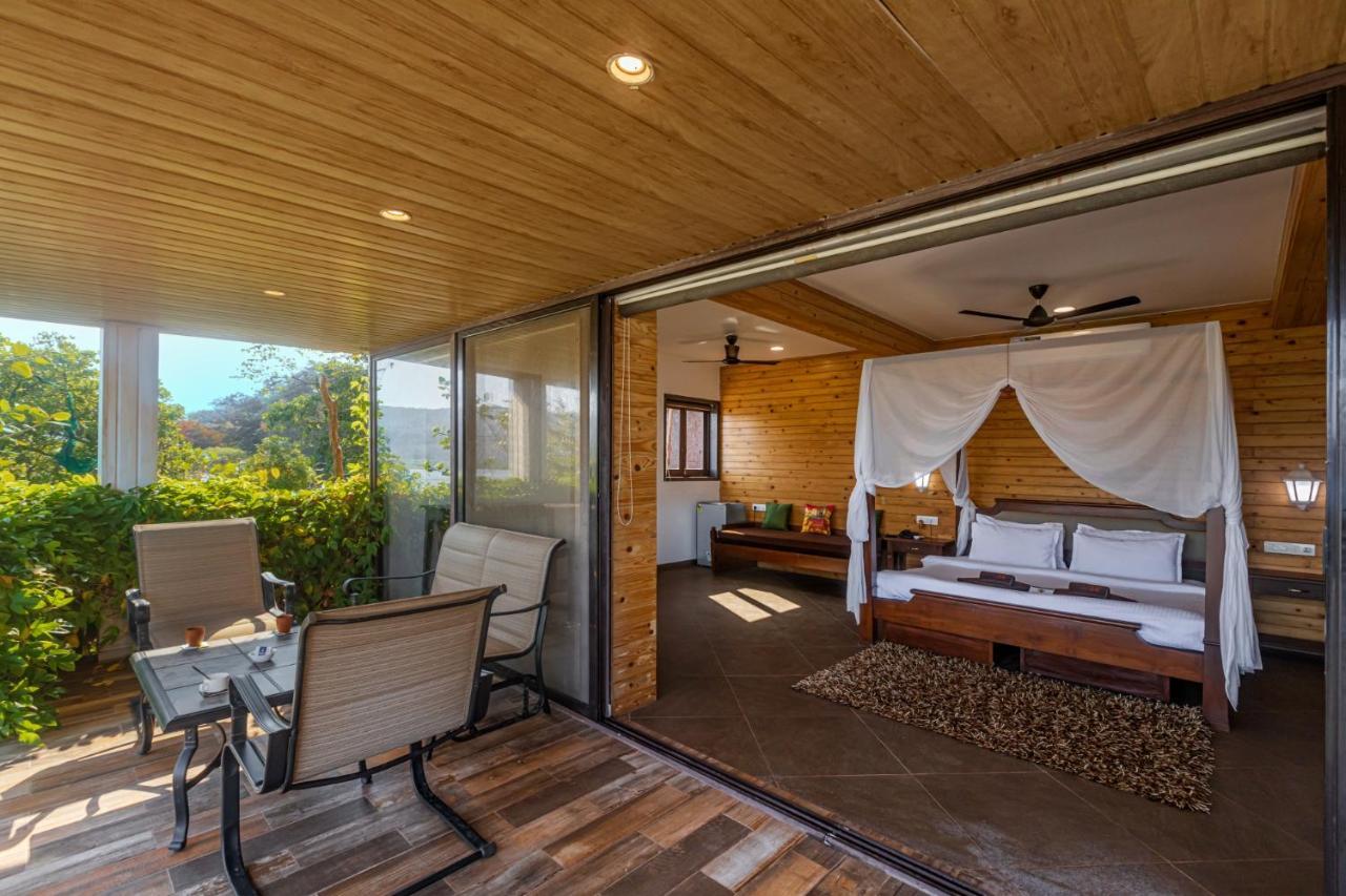 Holiday home Saffronstays Athaang, Dapoli