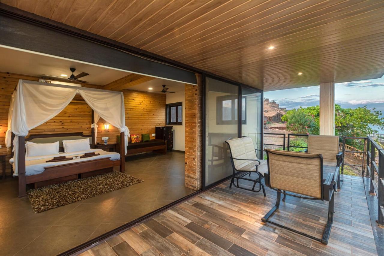 Saffronstays Athaang, Dapoli Holiday home