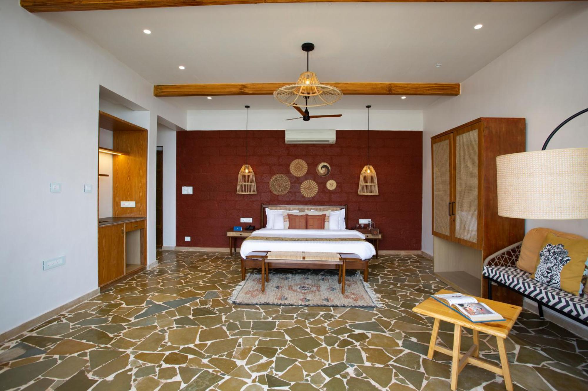 Saffronstays Athaang, Dapoli Holiday home Anjarle