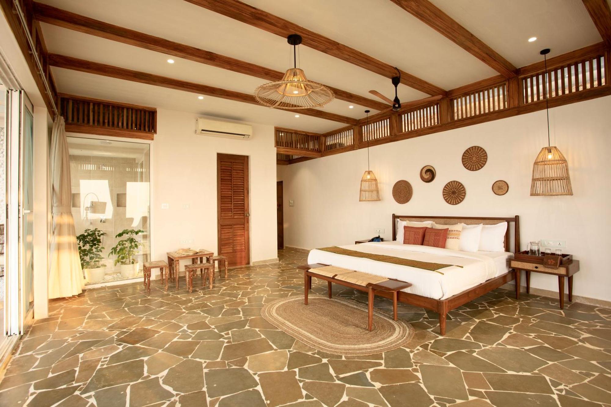 Saffronstays Athaang, Dapoli Holiday home