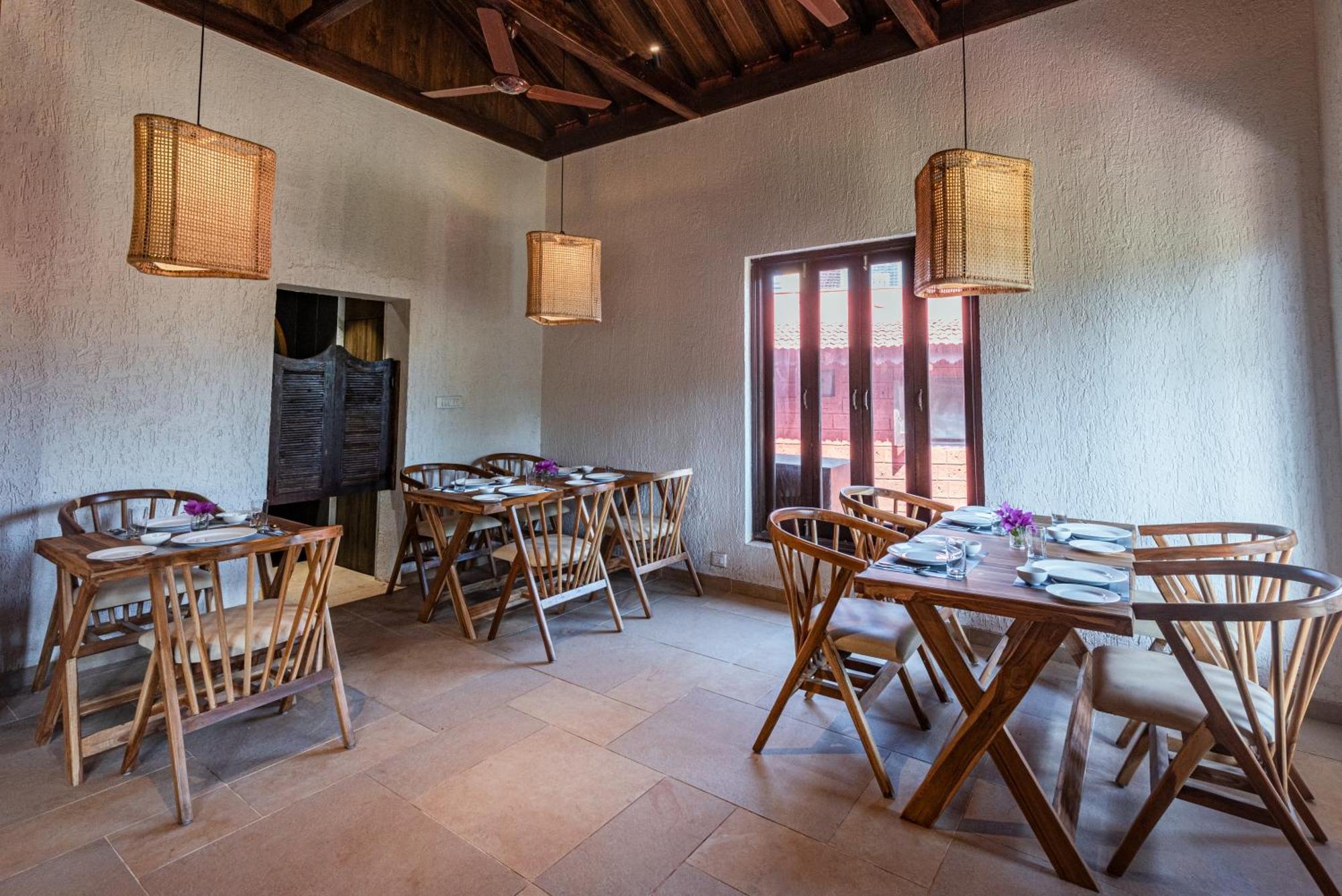 Saffronstays Athaang, Dapoli Holiday home *