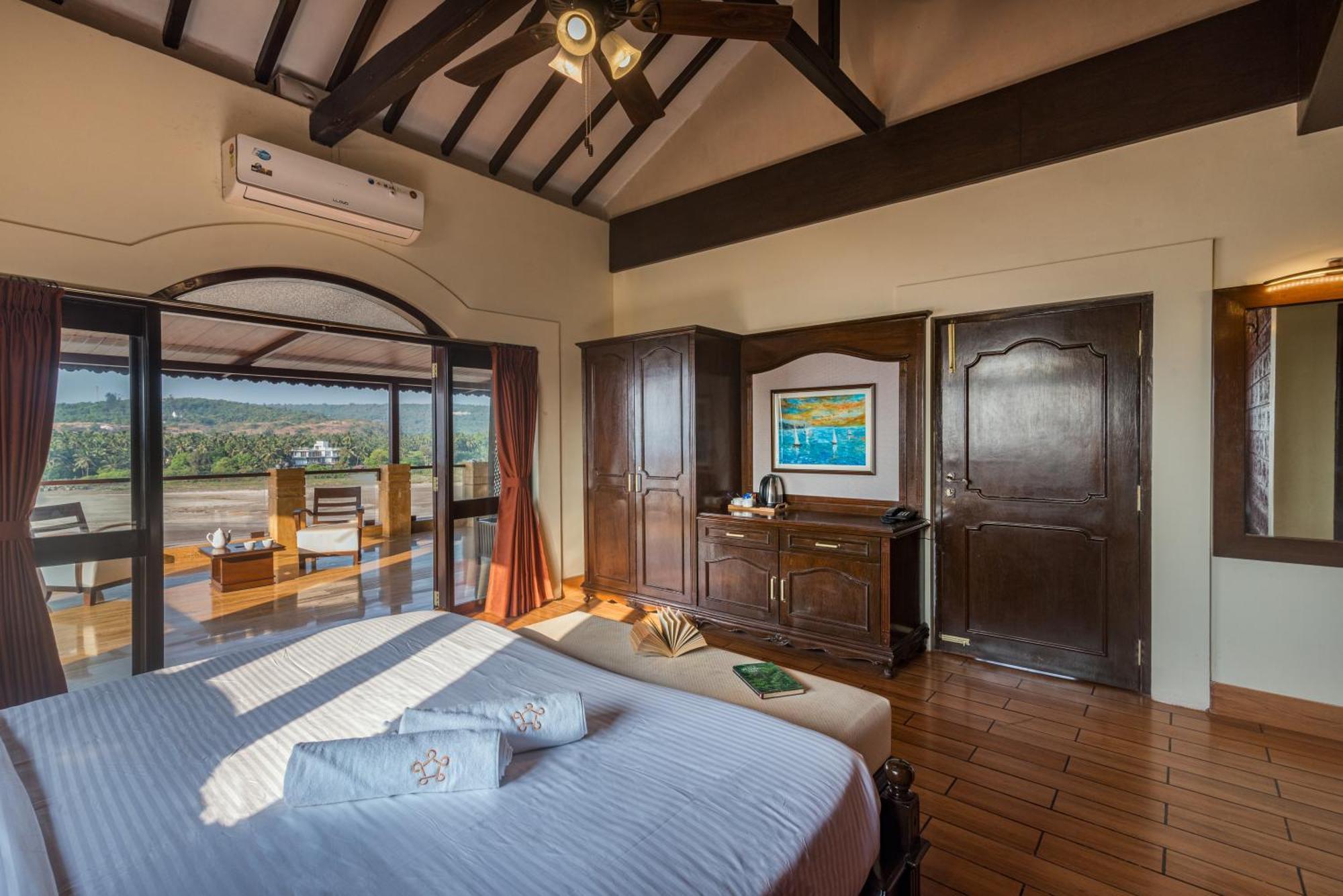 Saffronstays Athaang, Dapoli * Anjarle