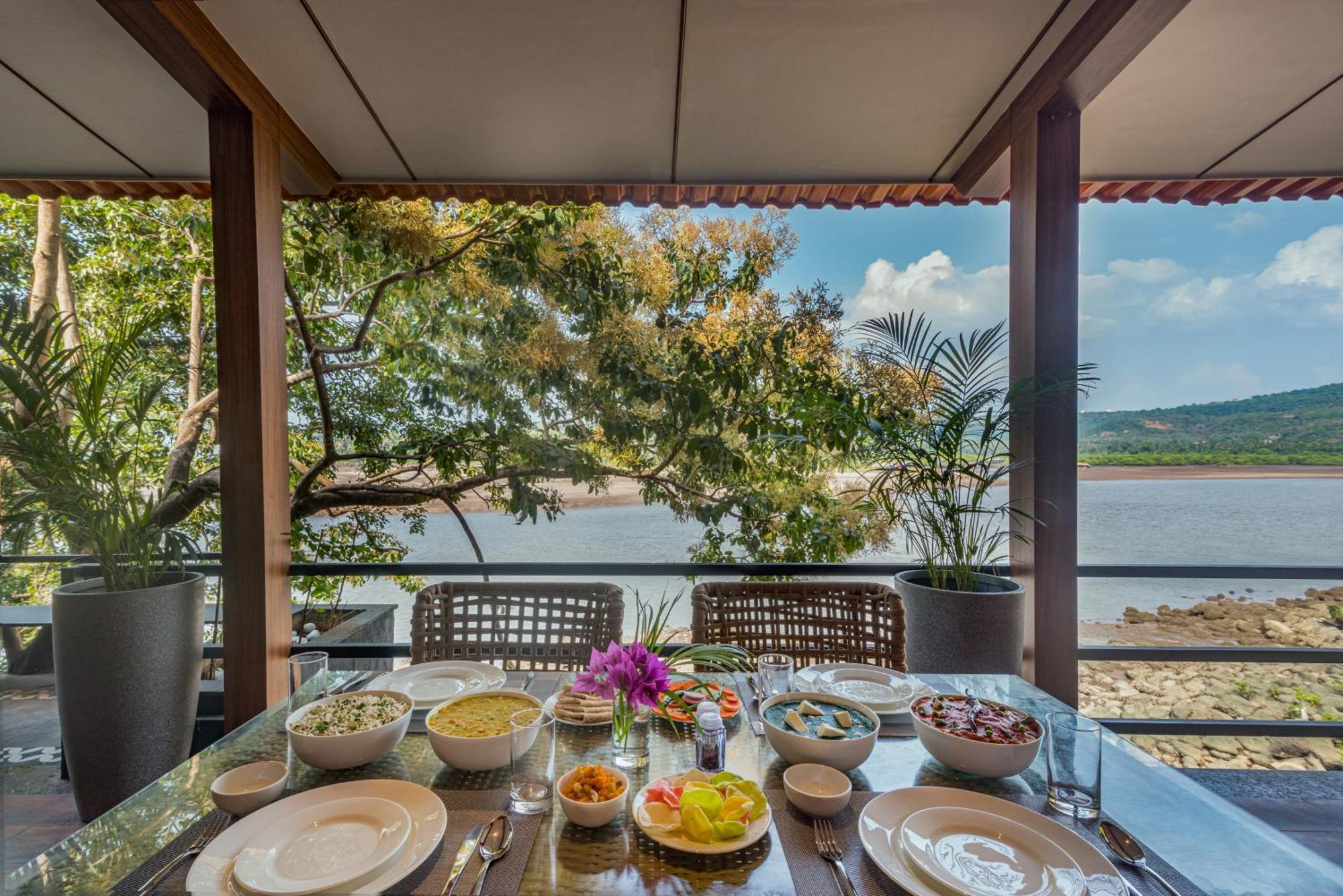 Saffronstays Athaang, Dapoli * Anjarle