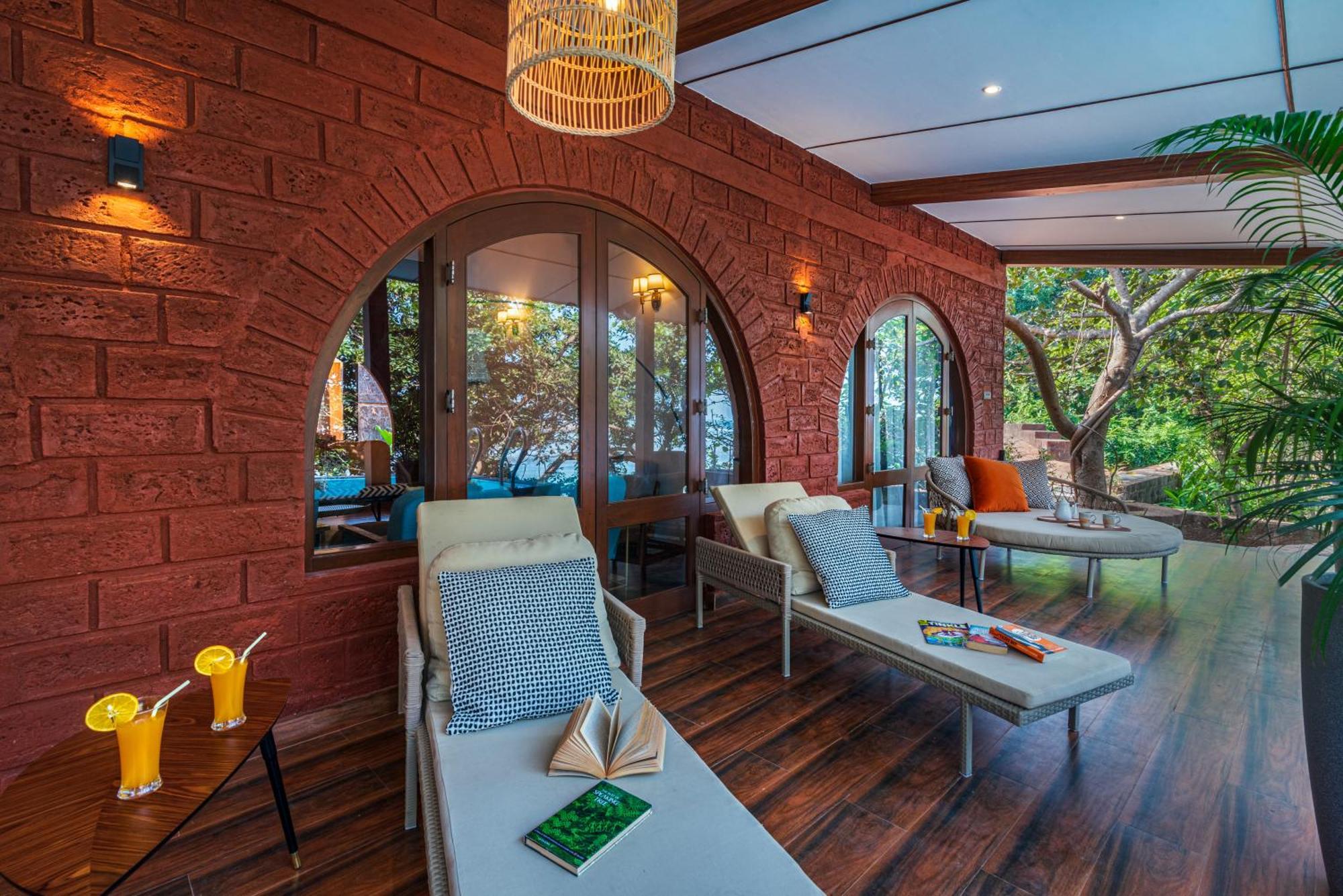 Saffronstays Athaang, Dapoli